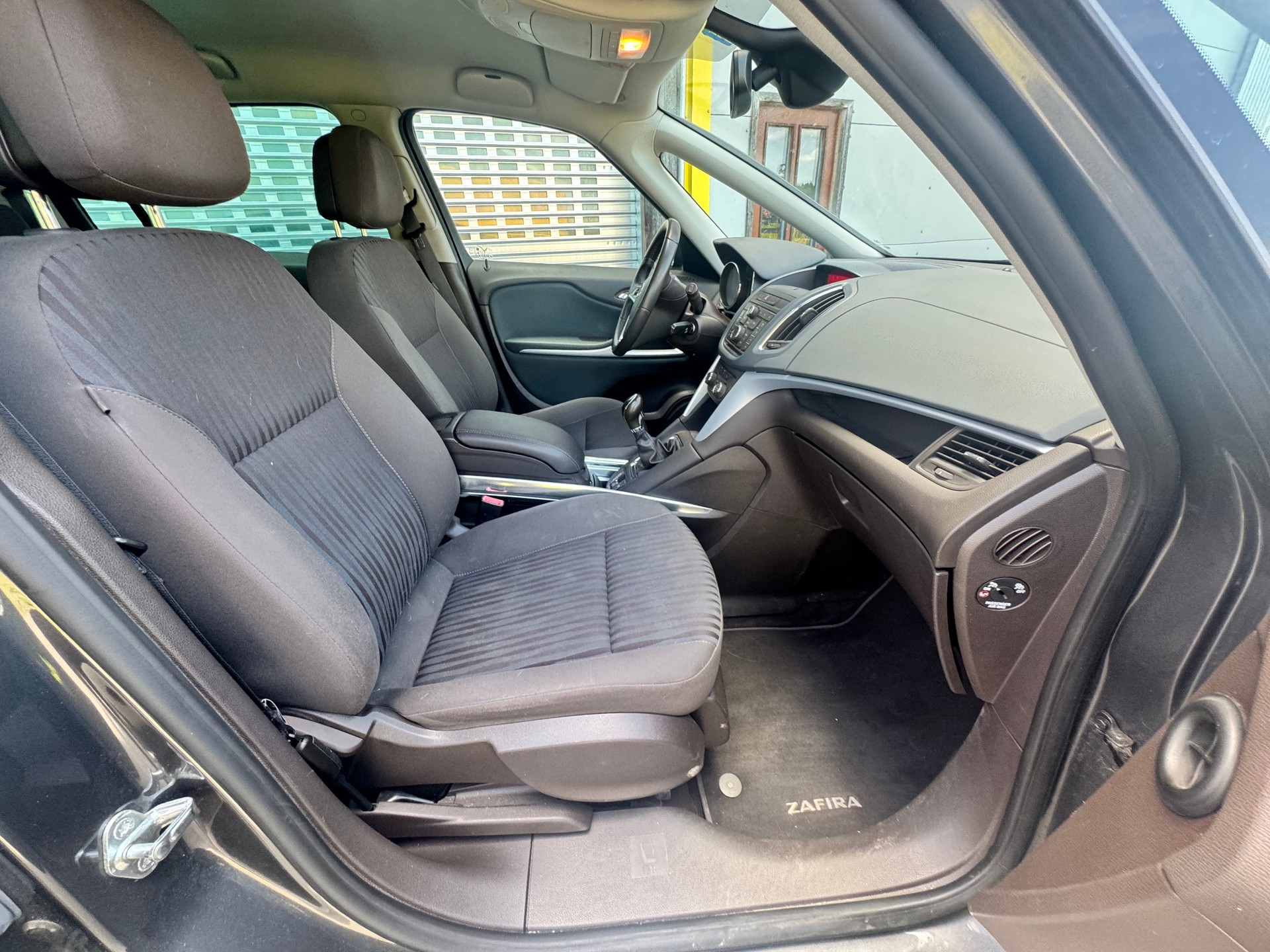 OPEL Zafira Tourer 1.4i 16V Enjoy-image-10