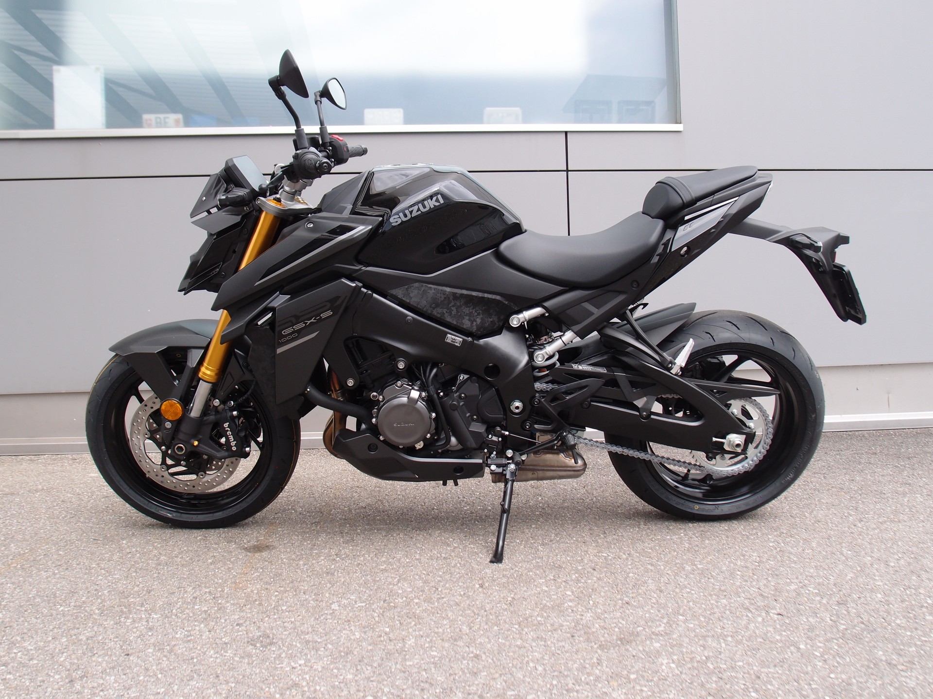SUZUKI GSX-S 1000-image-2
