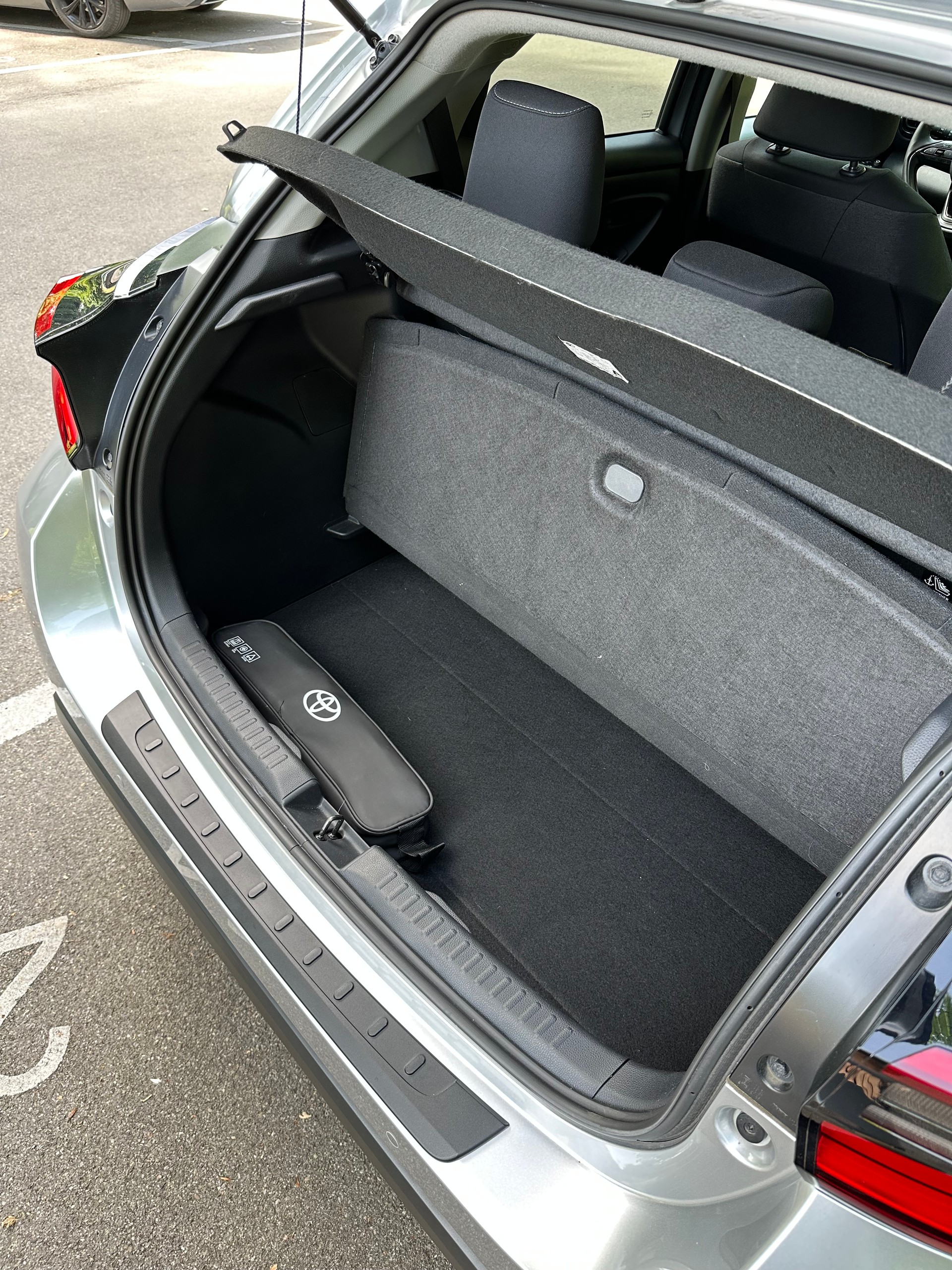 TOYOTA 1.5 Trend e-CVT-image-3