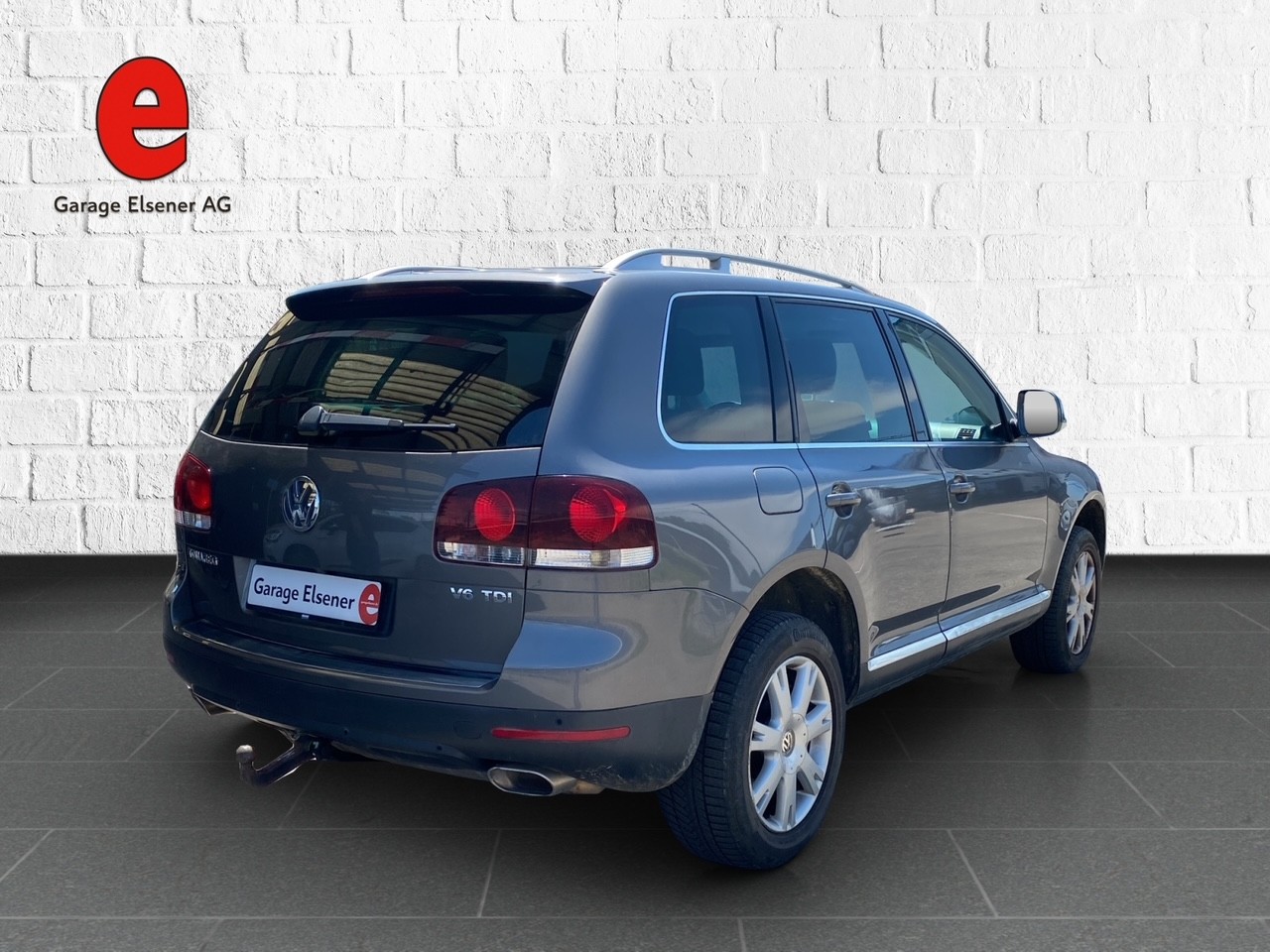 VW Touareg 3.0 TDI Tiptronic-image-4