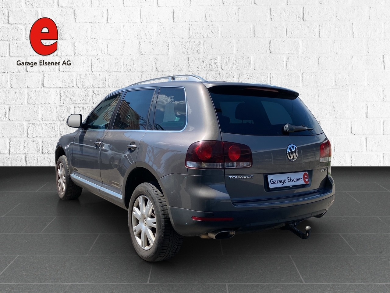 VW Touareg 3.0 TDI Tiptronic-image-2
