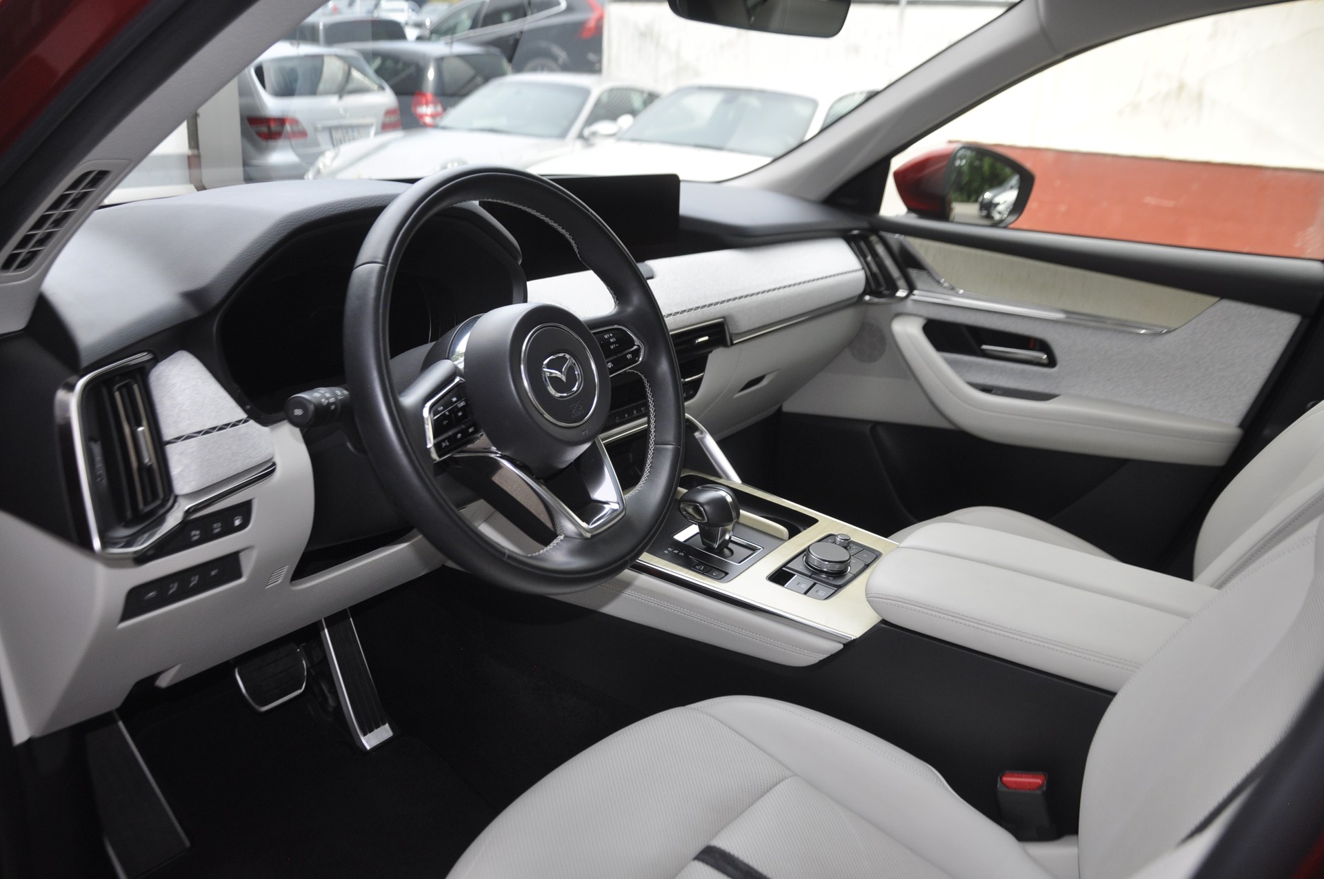 MAZDA CX-60 e-Skyactiv PHEV 327 AWD Takumi-image-5
