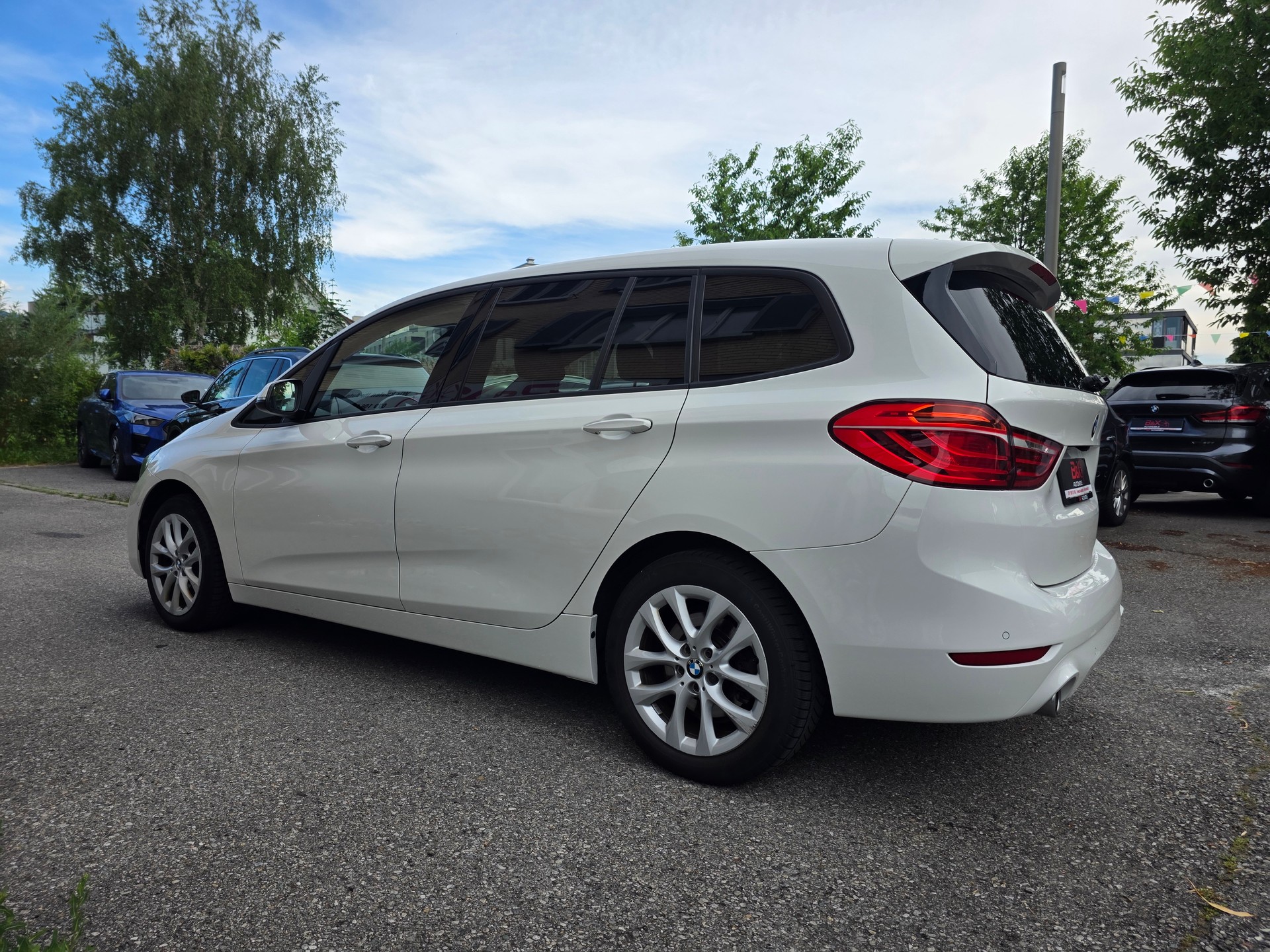 BMW 220d xDrive Gran Tourer Steptronic-image-7