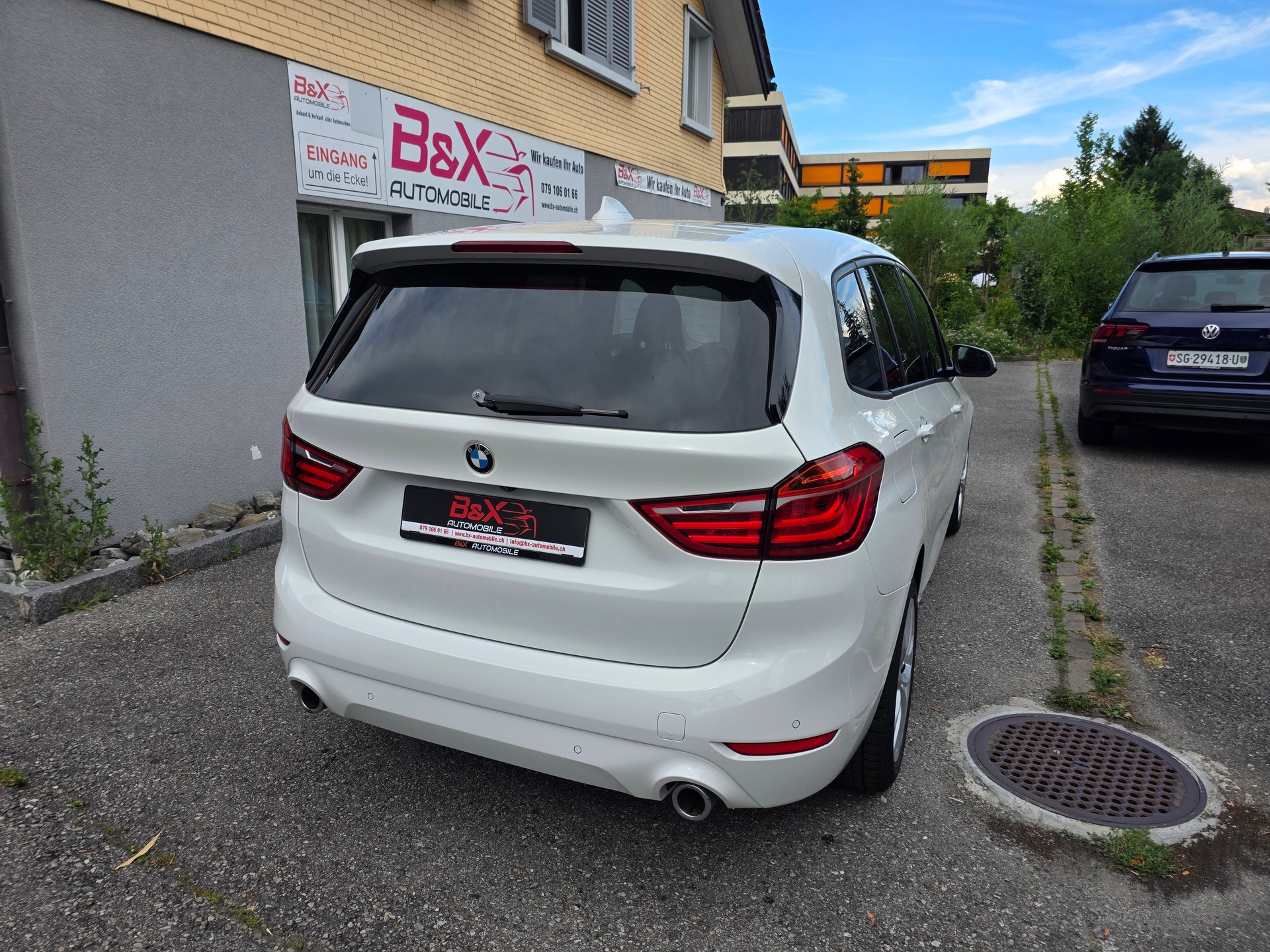 BMW 220d xDrive Gran Tourer Steptronic-image-5