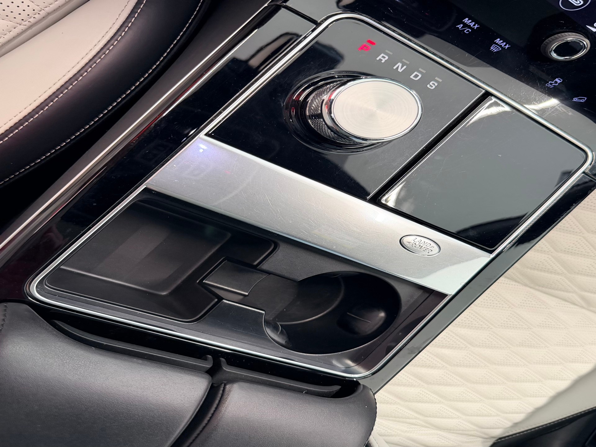 LAND ROVER Range Rover Velar SV Autobiography Dyn. Edition A.-image-26