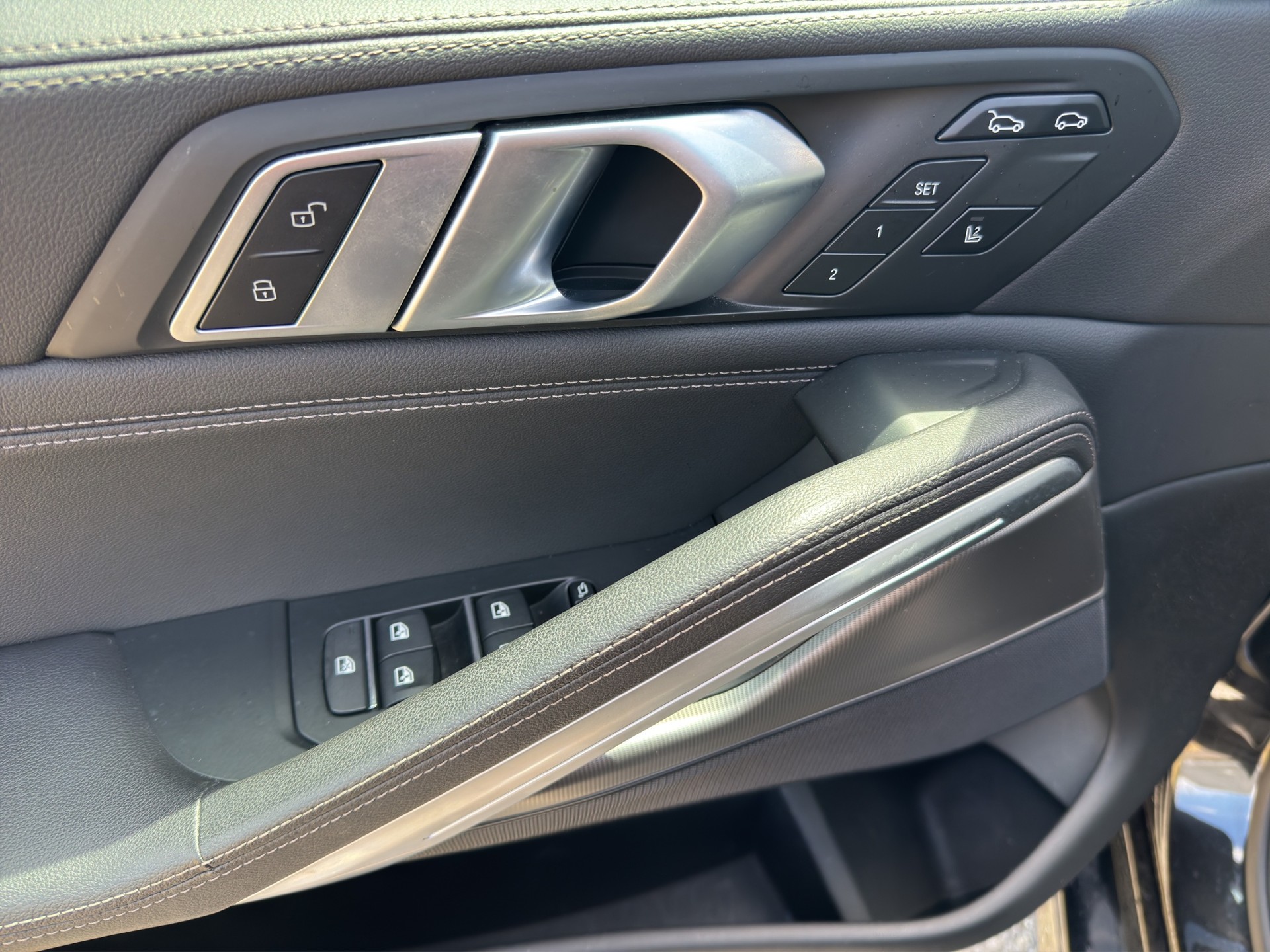 BMW X6 40d xDrive MSport-image-9