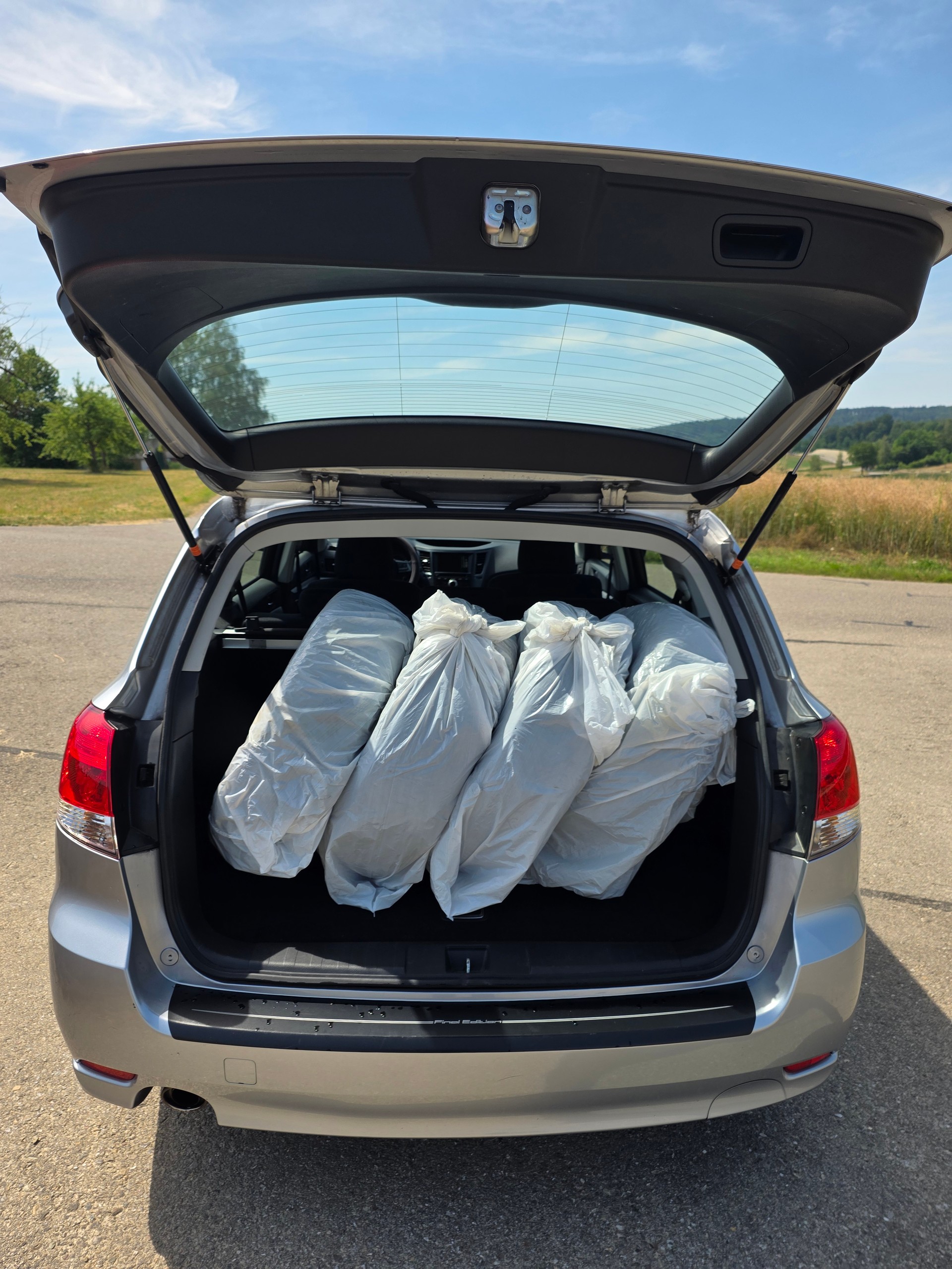 SUBARU Legacy 2.0i Final-Edition AWD Lineartronic-image-5