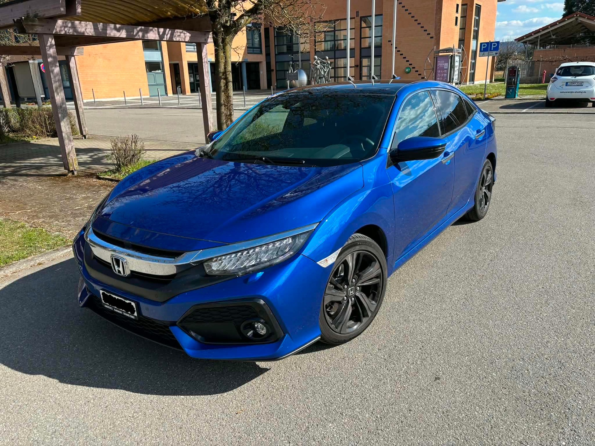 HONDA 1.5 VTEC Turbo Prestige-image-1