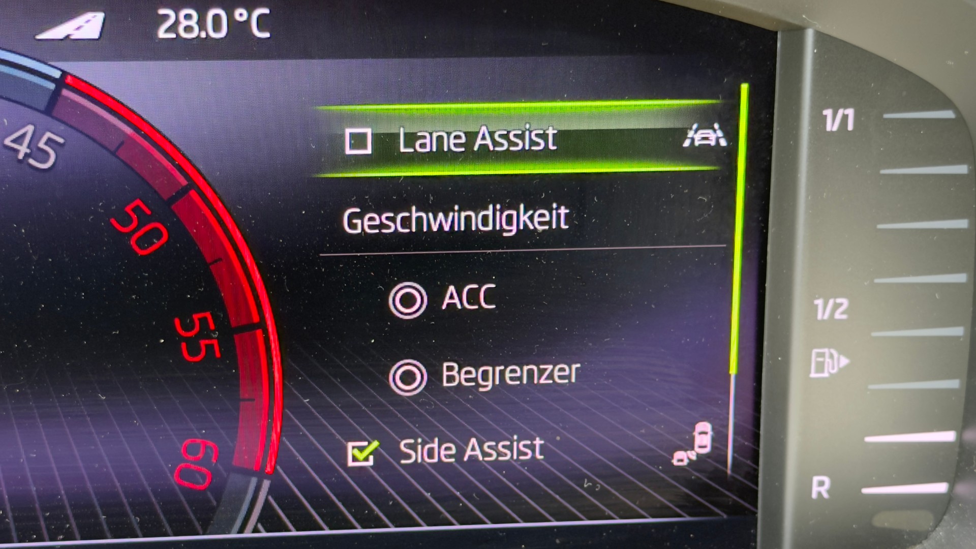 SKODA Karoq 2.0 TDI Clever 4x4 DSG-image-7