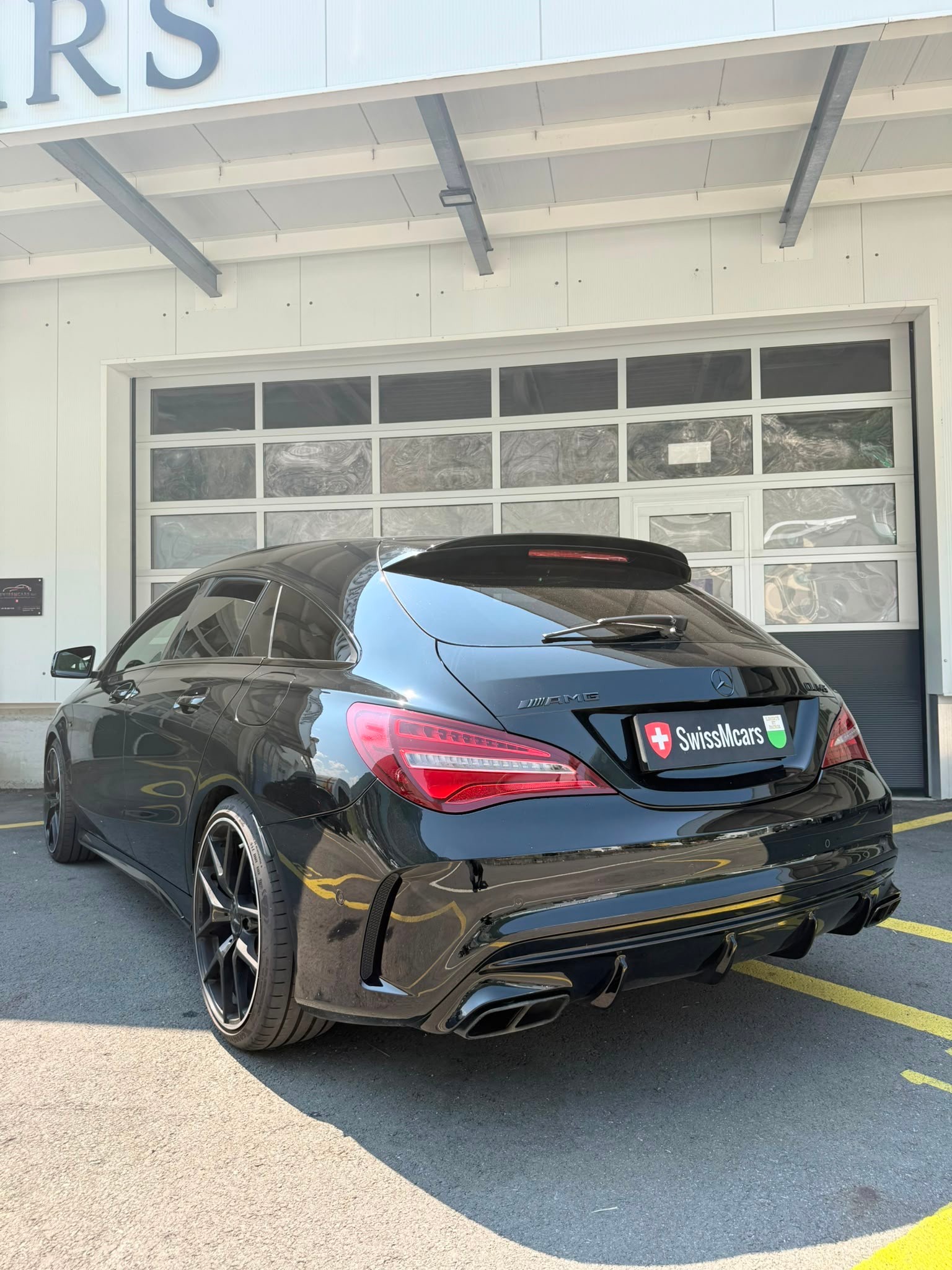 MERCEDES-BENZ CLA Shooting Brake 45 AMG 4Matic Speedshift-image-14