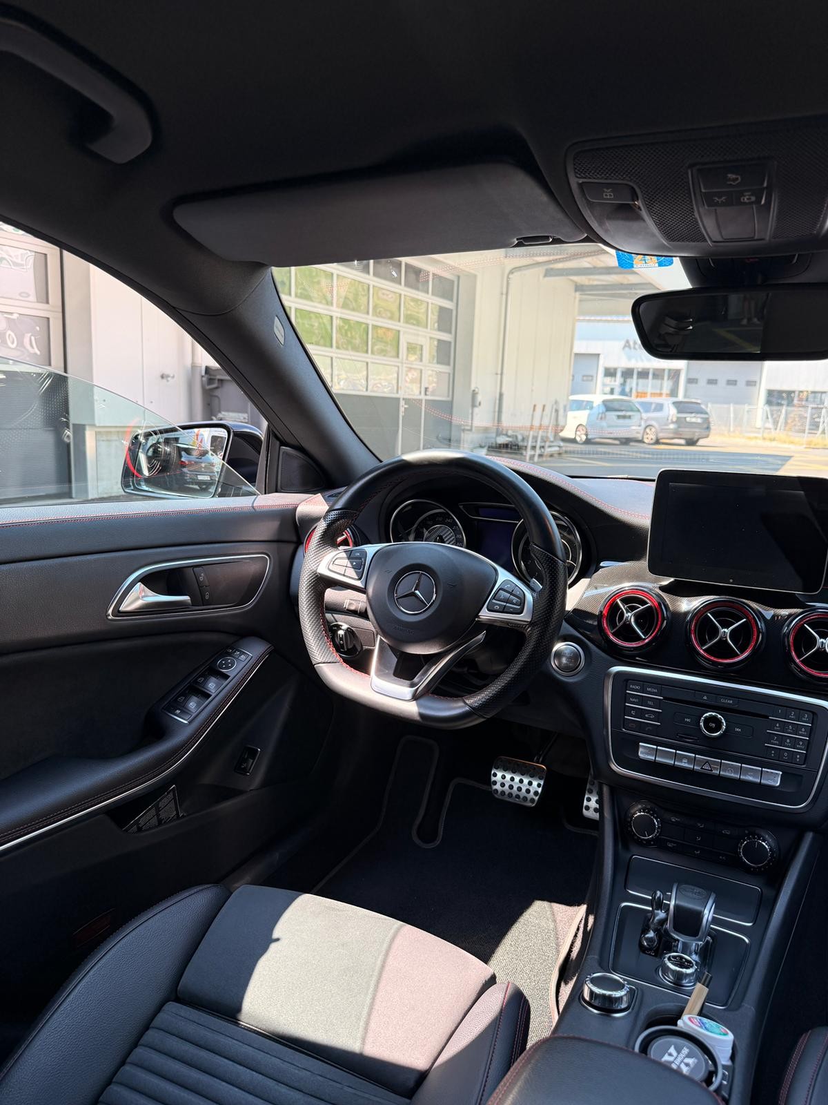 MERCEDES-BENZ CLA Shooting Brake 45 AMG 4Matic Speedshift-image-7