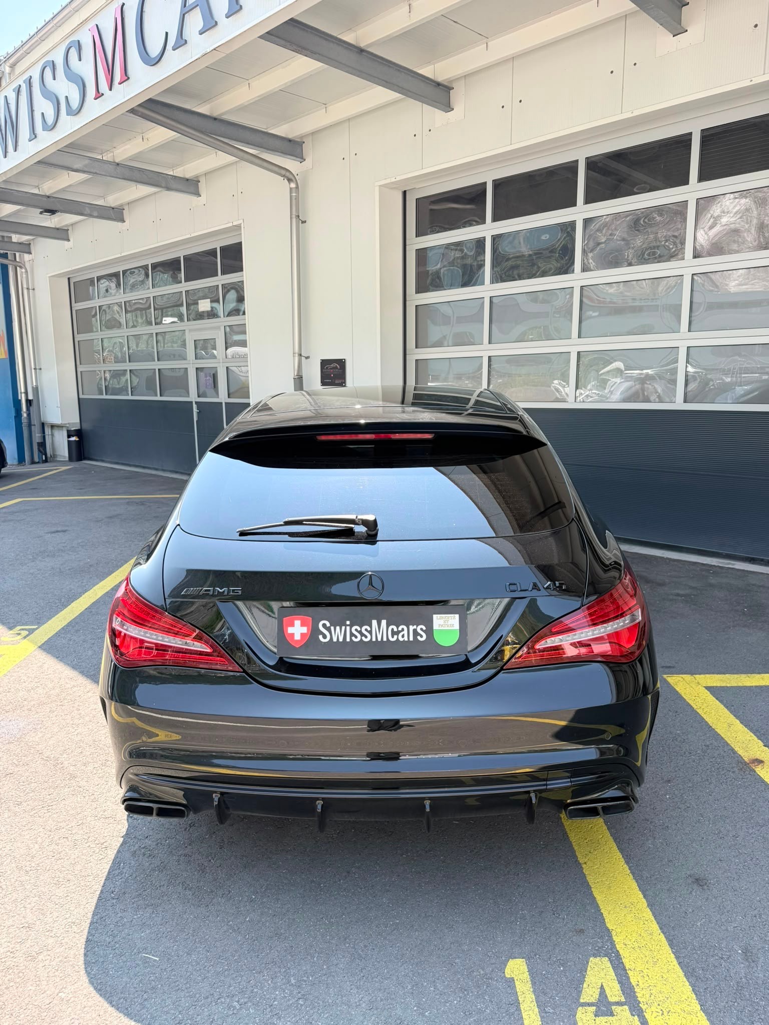 MERCEDES-BENZ CLA Shooting Brake 45 AMG 4Matic Speedshift-image-13