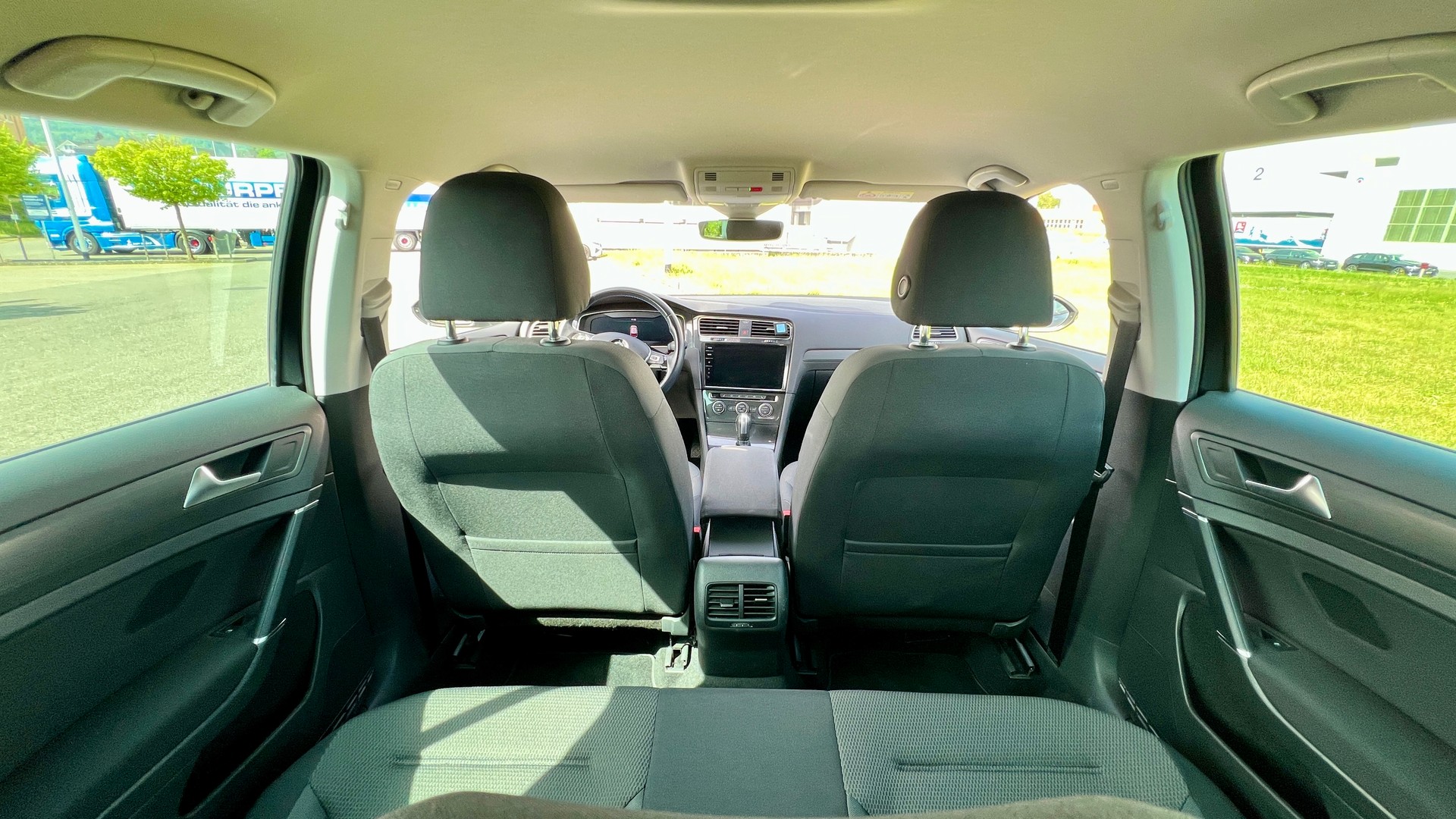 VW e-Golf-image-4