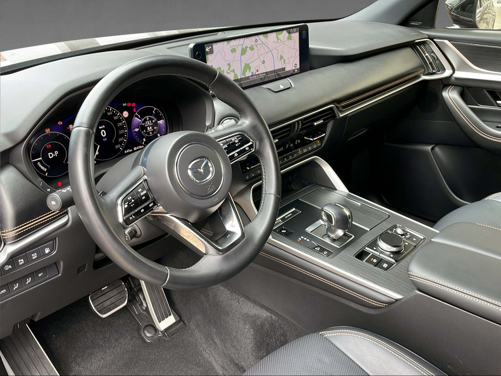 MAZDA CX-80 2.5 PHEV Homura Plus-image-8