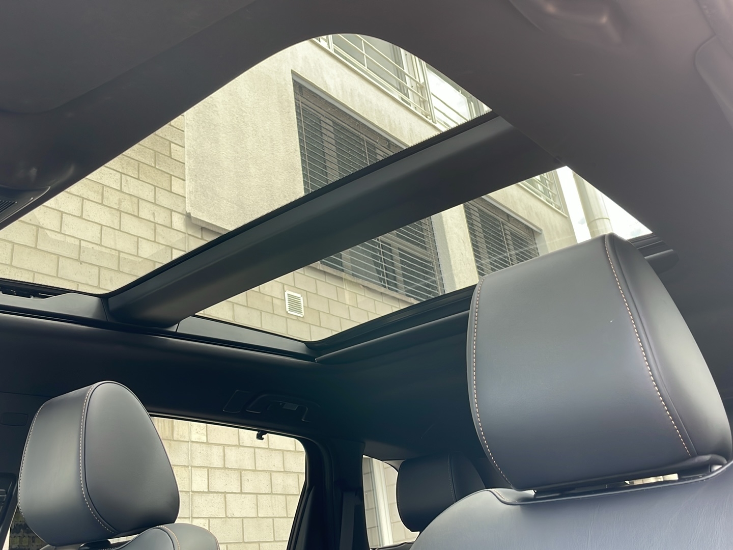 MAZDA CX-80 2.5 PHEV Homura Plus-image-11