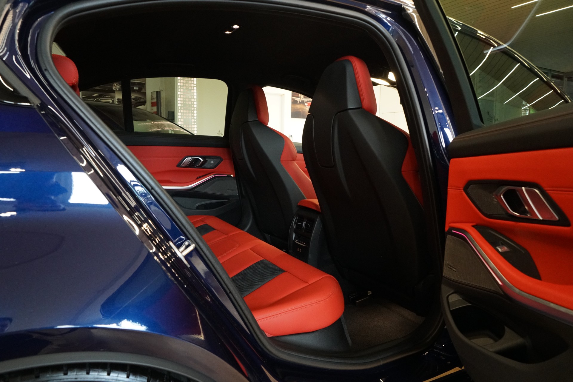 BMW M3 Competition M xDrive-image-15