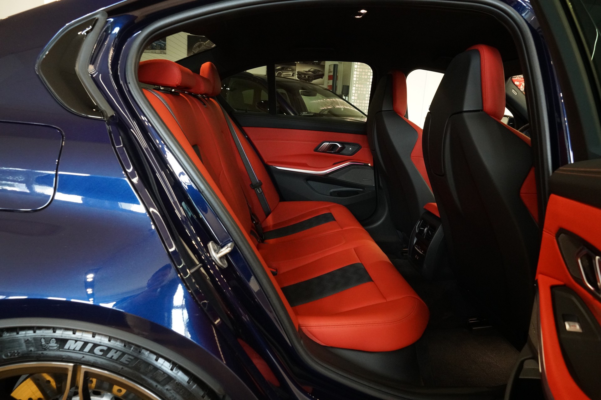 BMW M3 Competition M xDrive-image-16