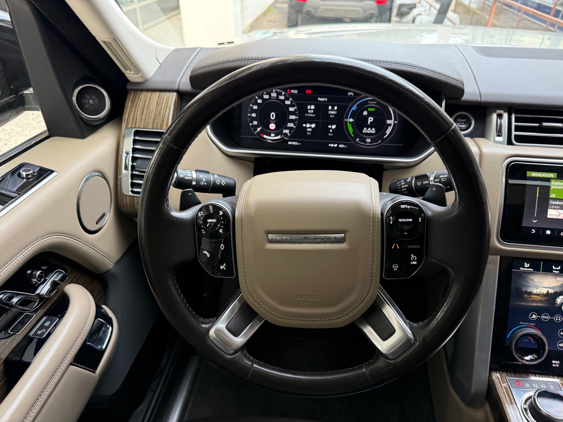 LAND ROVER Range Rover 2.0 Si4 P400e PHEV Vogue Automatic-image-9