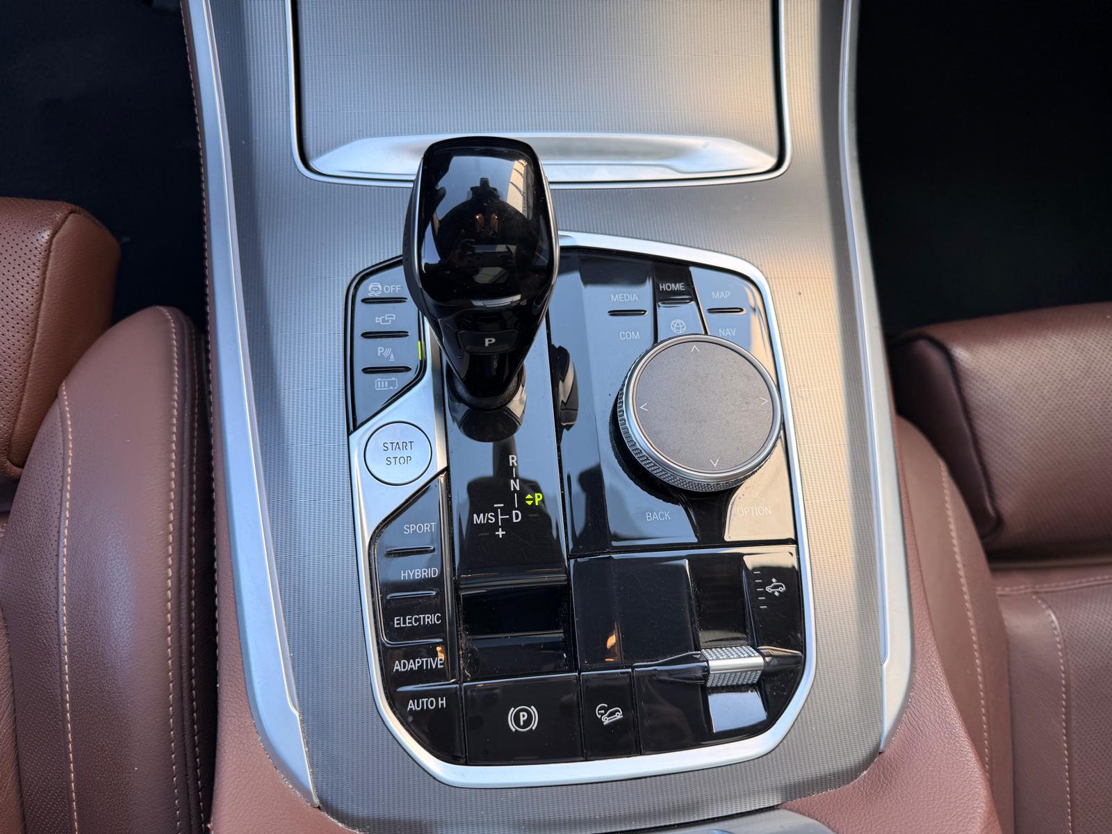 BMW X5 xDrive45e M Sport Steptronic-image-18