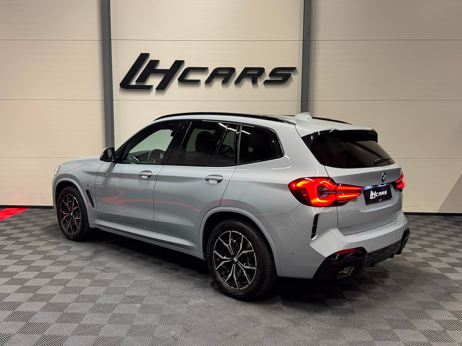 BMW X3 20d xDrive M-Sport-image-2