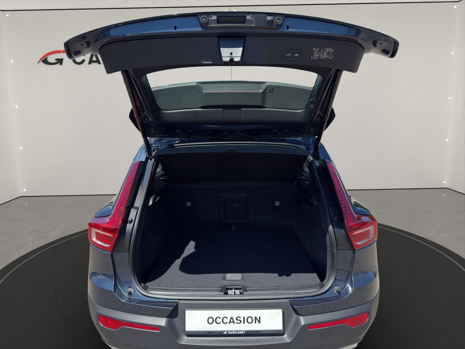 VOLVO XC40 1.5 T5 TE Momentum-image-5
