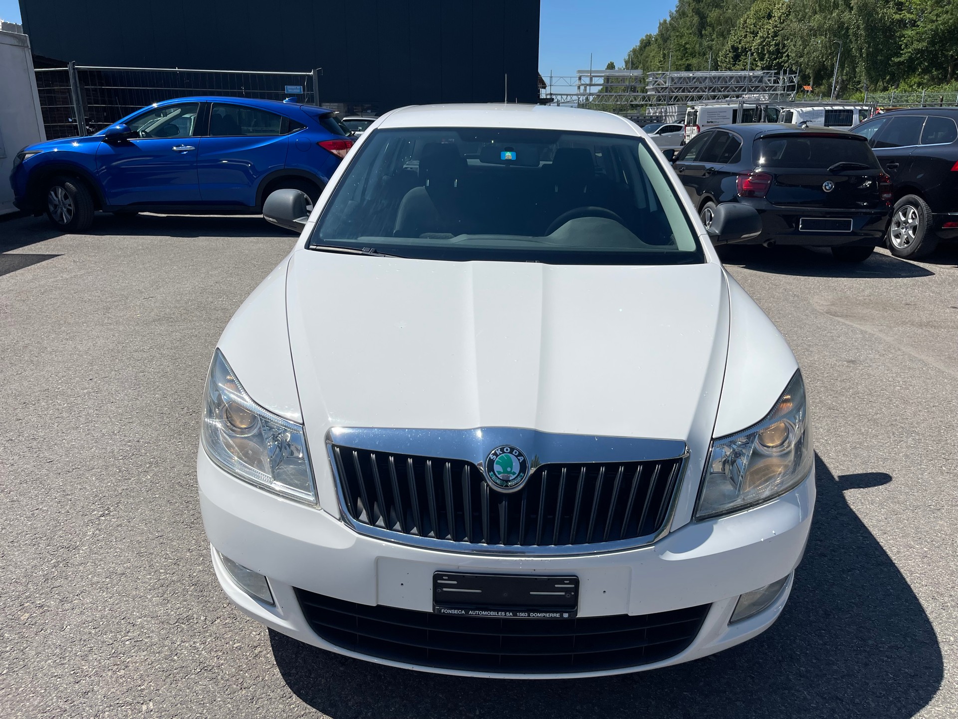 SKODA Octavia Combi 1.6 TDI Active-image-0