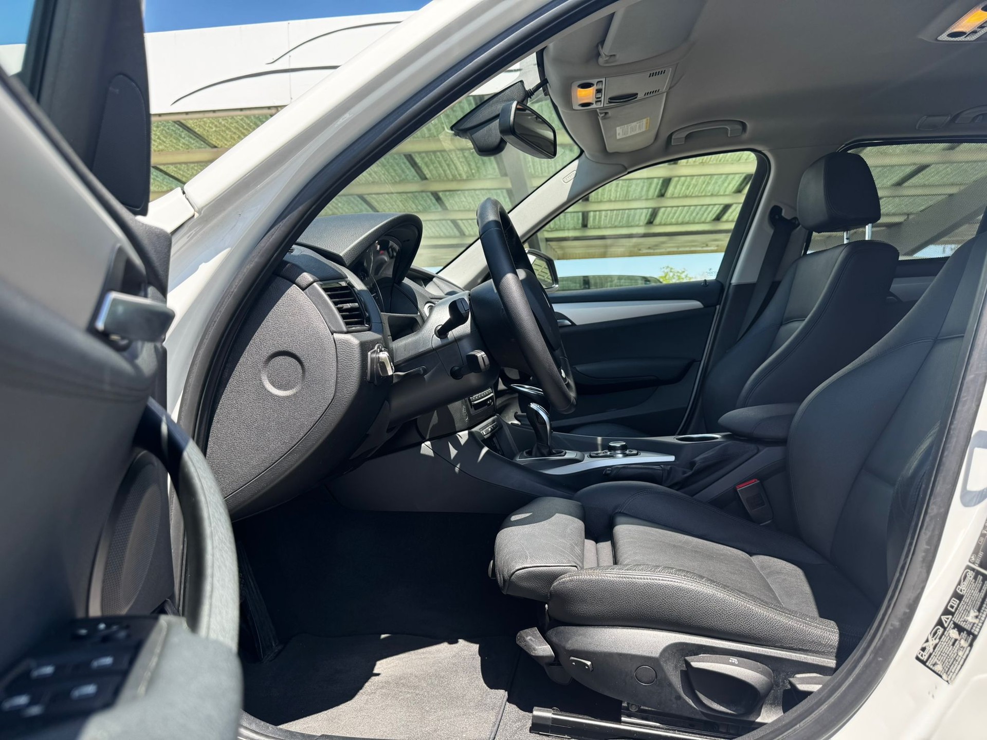 BMW X1 xDrive 20i Steptronic-image-8