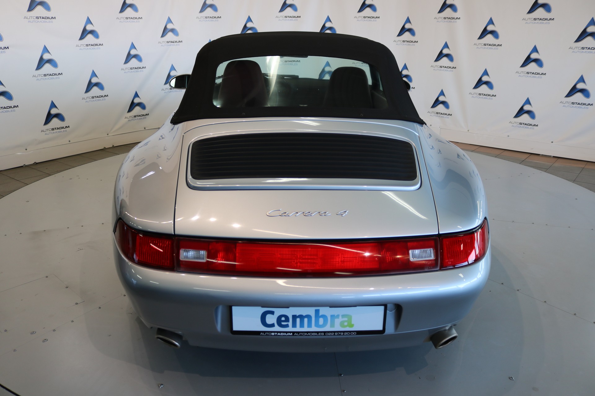 PORSCHE 911 Carrera 4 Cabrio-image-7