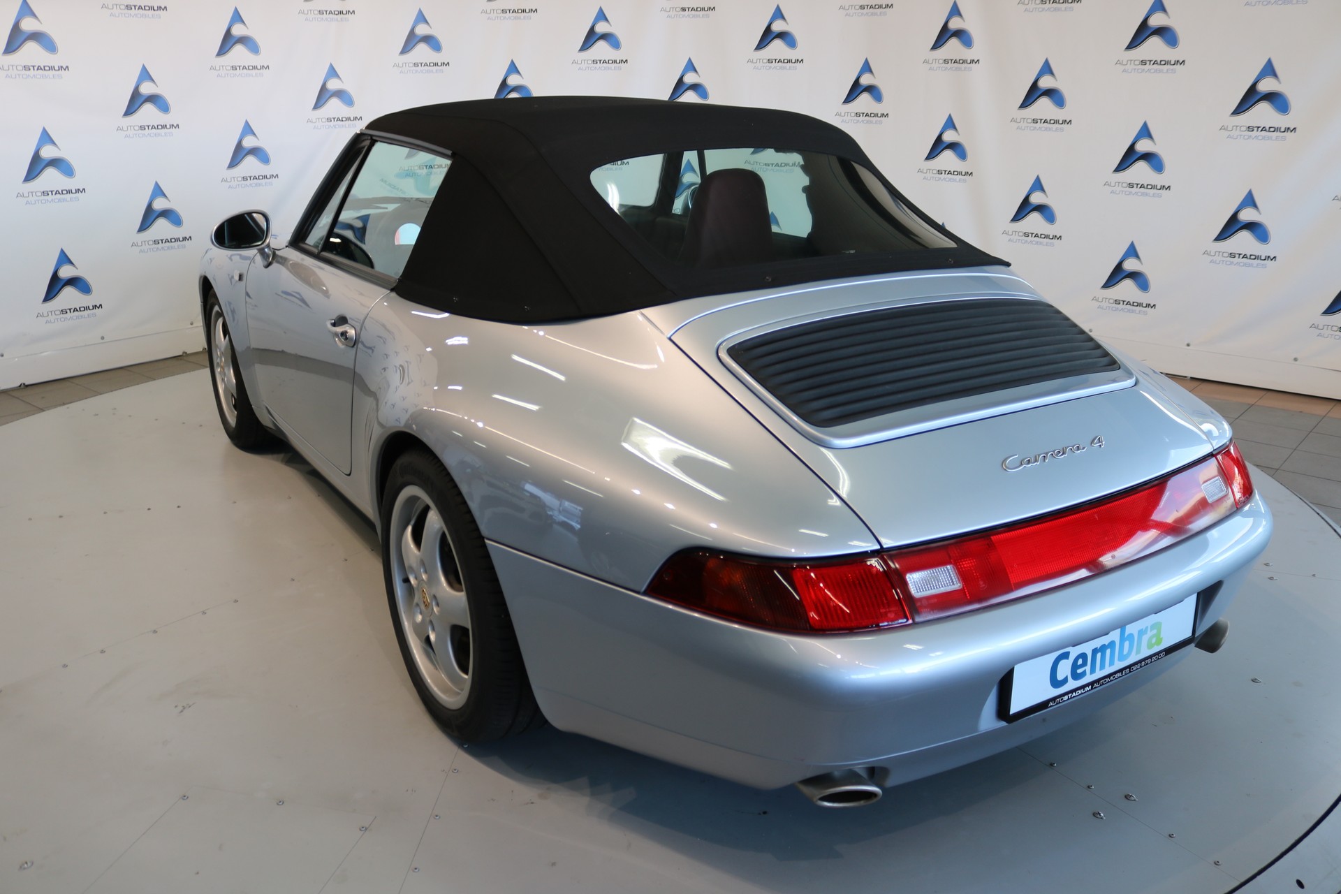 PORSCHE 911 Carrera 4 Cabrio-image-6