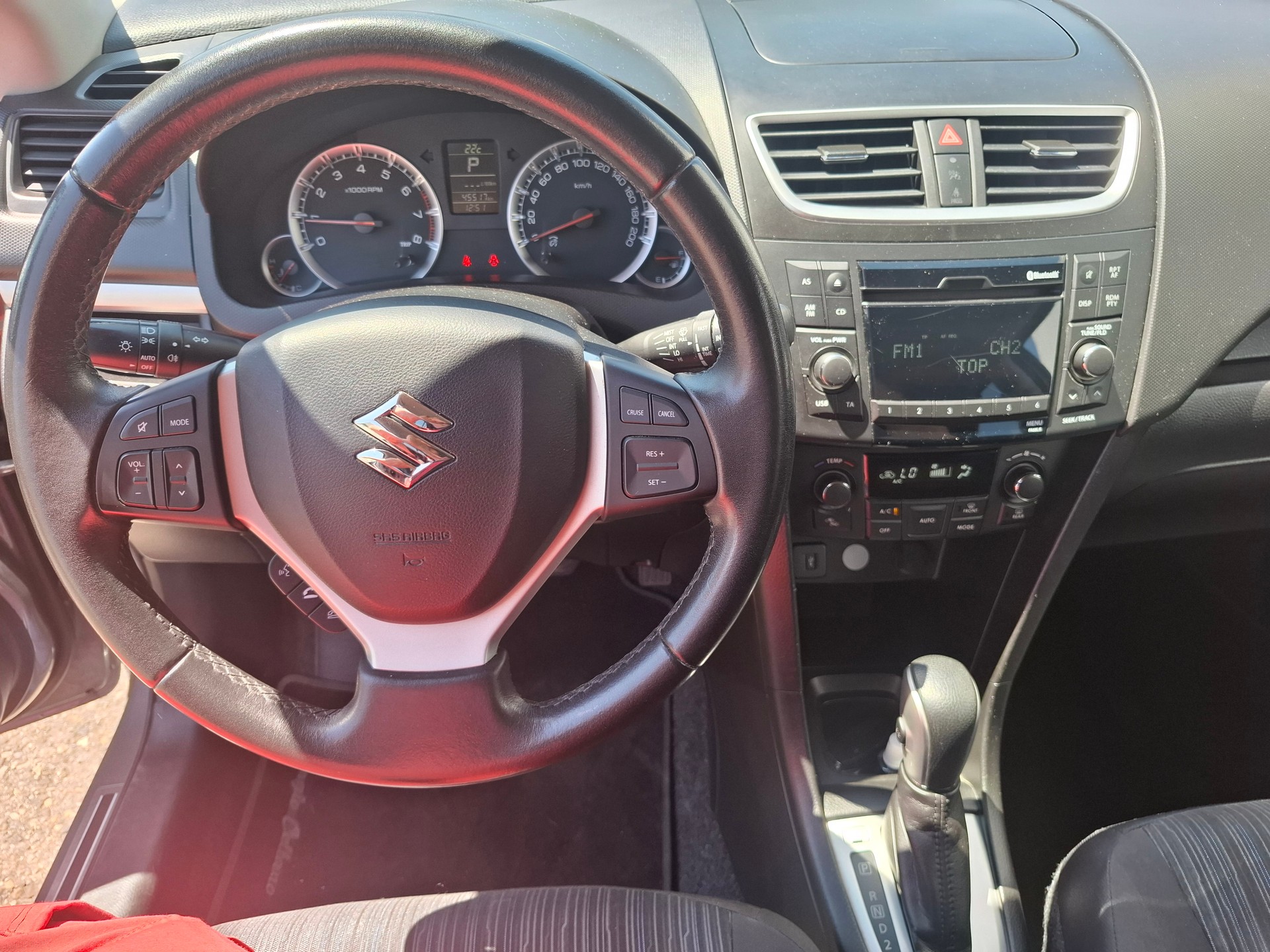 SUZUKI Swift 1.2i 16V Sergio Cellano Top Automatic-image-4