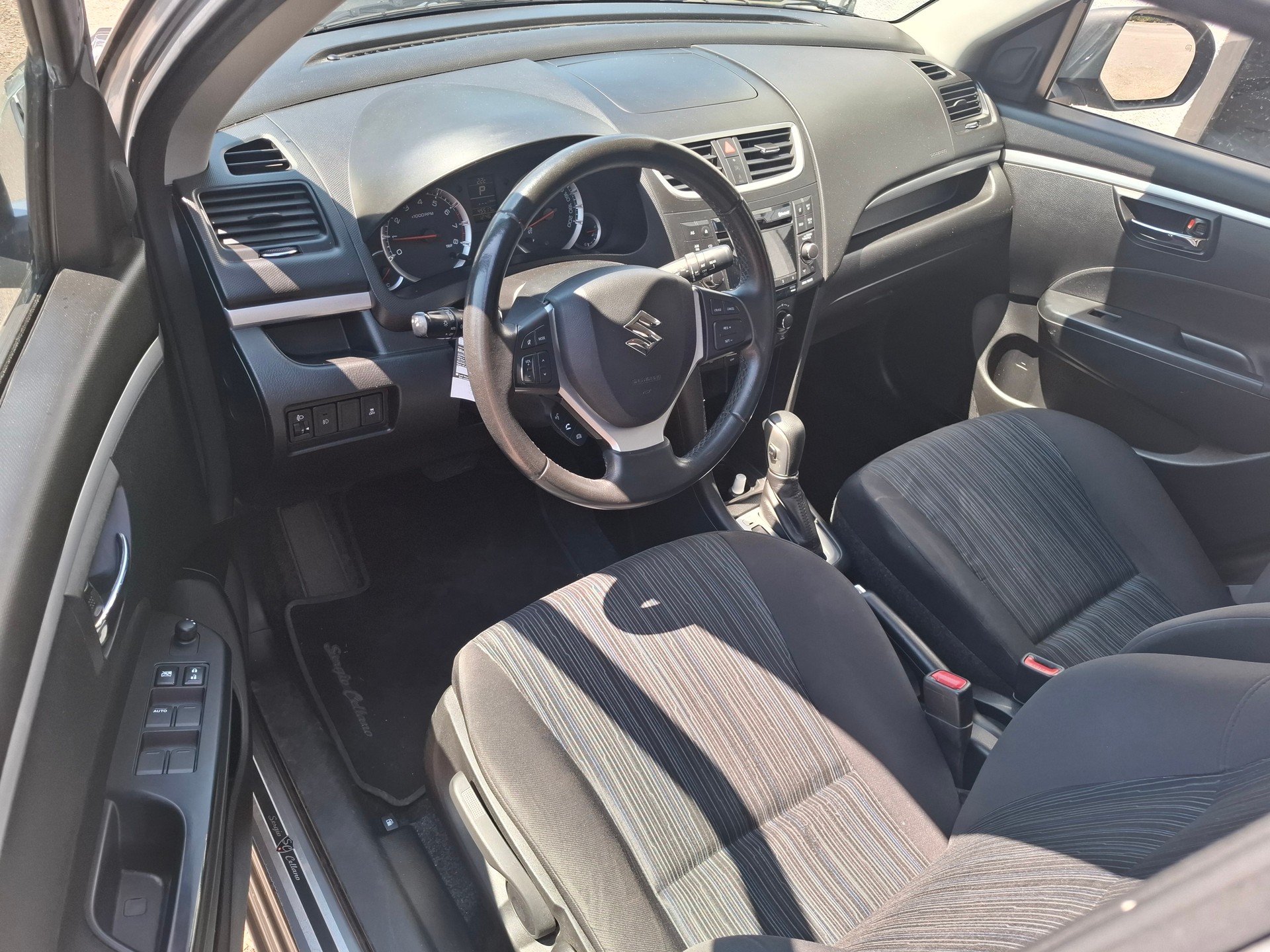 SUZUKI Swift 1.2i 16V Sergio Cellano Top Automatic-image-2