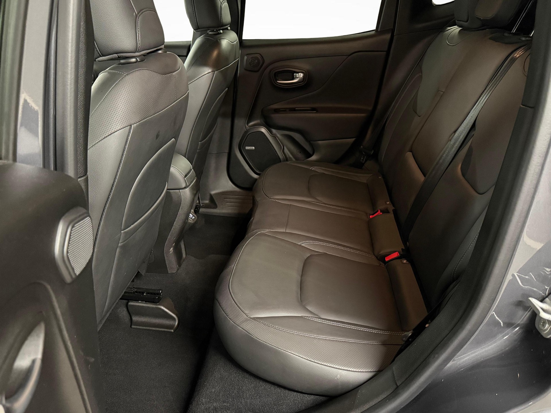 JEEP Renegade 1.3 S 4xe-image-11