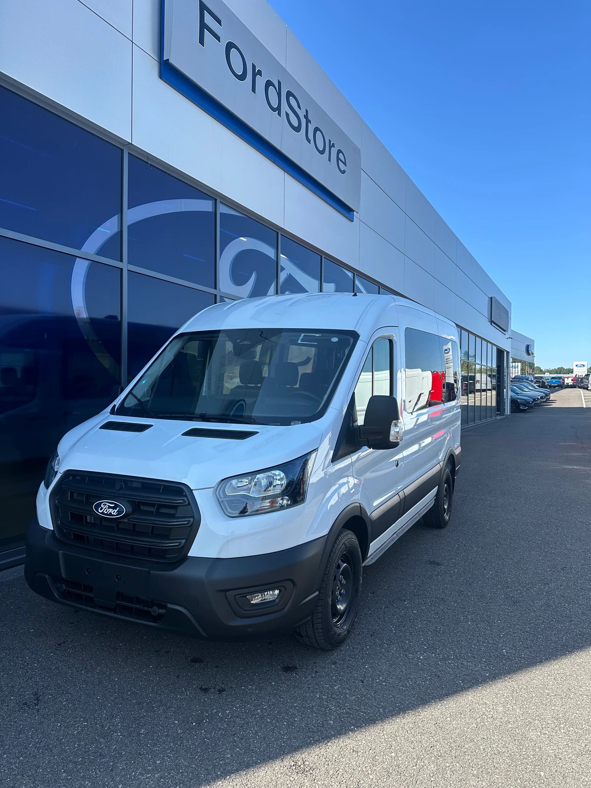 FORD Transit combi 350 L2 2.0 EcoBl Trend/130CV/Aut/FWD-image-1