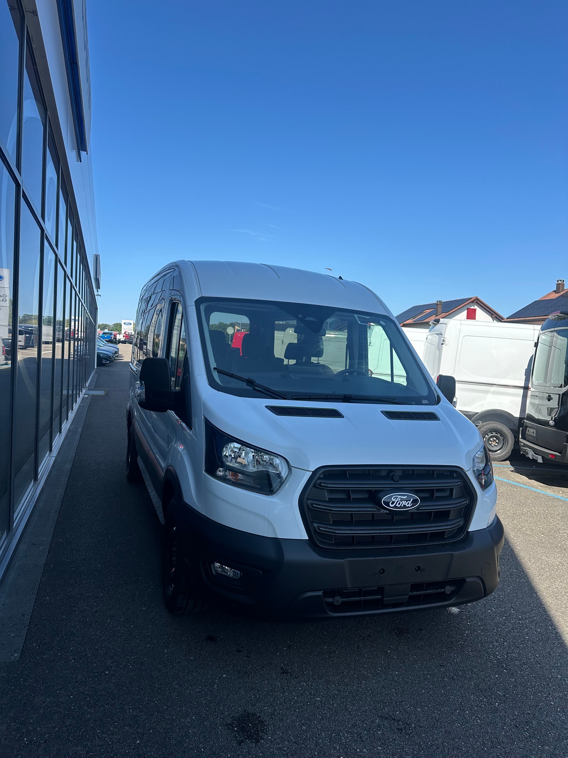 FORD Transit combi 350 L2 2.0 EcoBl Trend/130CV/Aut/FWD-image-7
