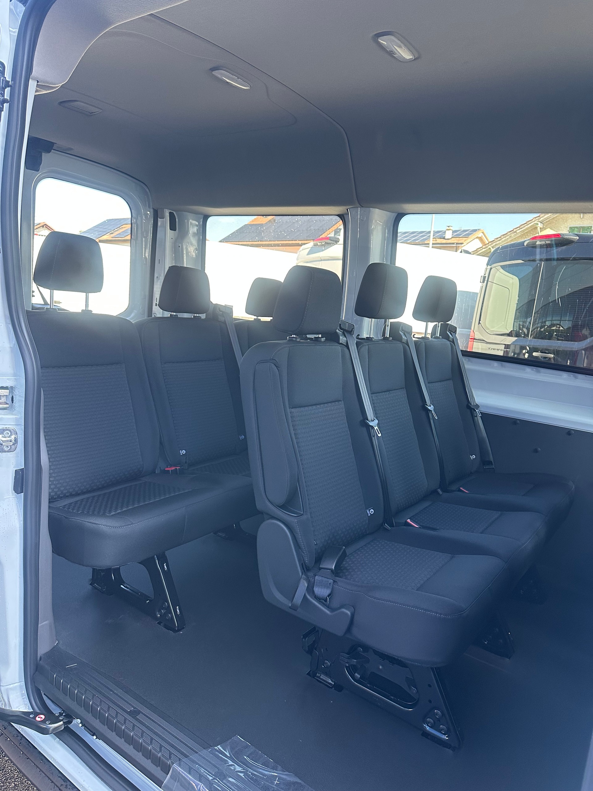 FORD Transit combi 350 L2 2.0 EcoBl Trend/130CV/Aut/FWD-image-13