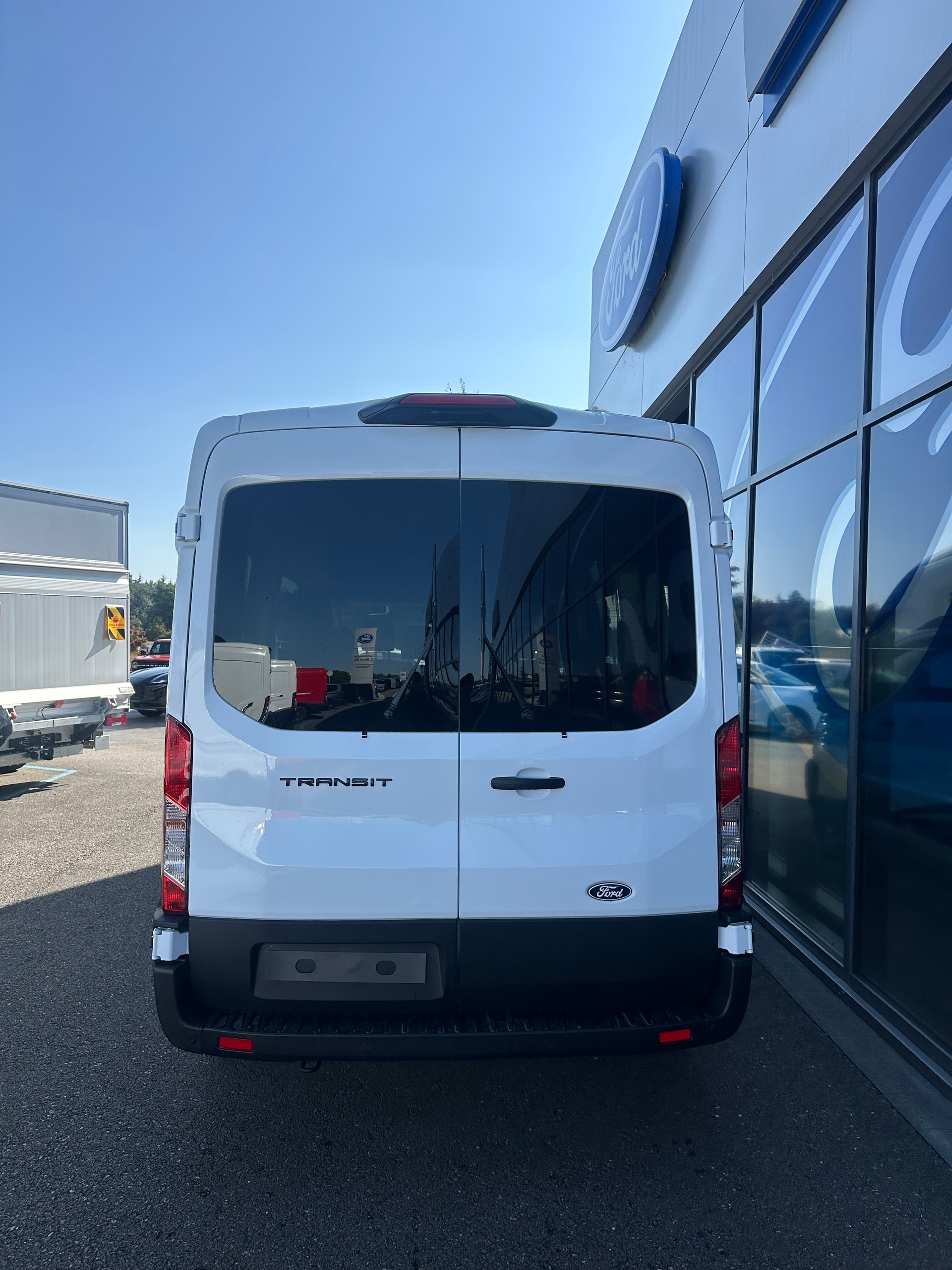 FORD Transit combi 350 L2 2.0 EcoBl Trend/130CV/Aut/FWD-image-4