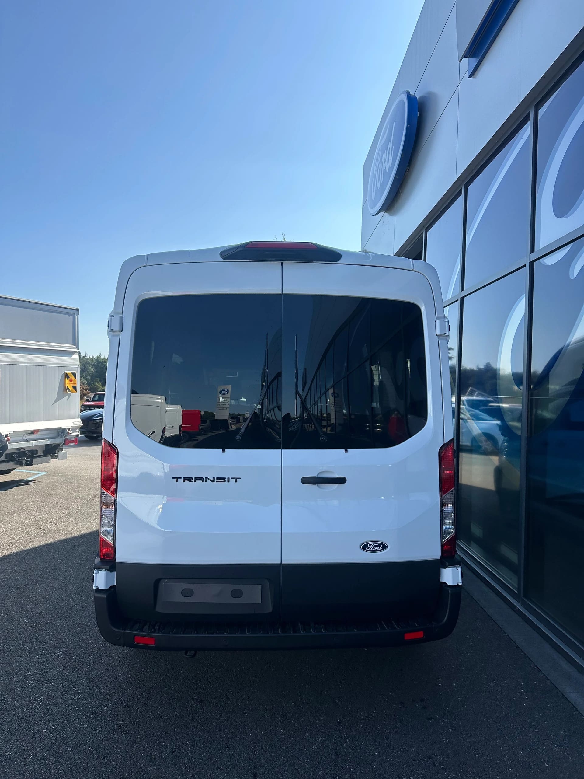 FORD Transit combi 350 L2 2.0 EcoBl Trend/130CV/Aut/FWD-image-4