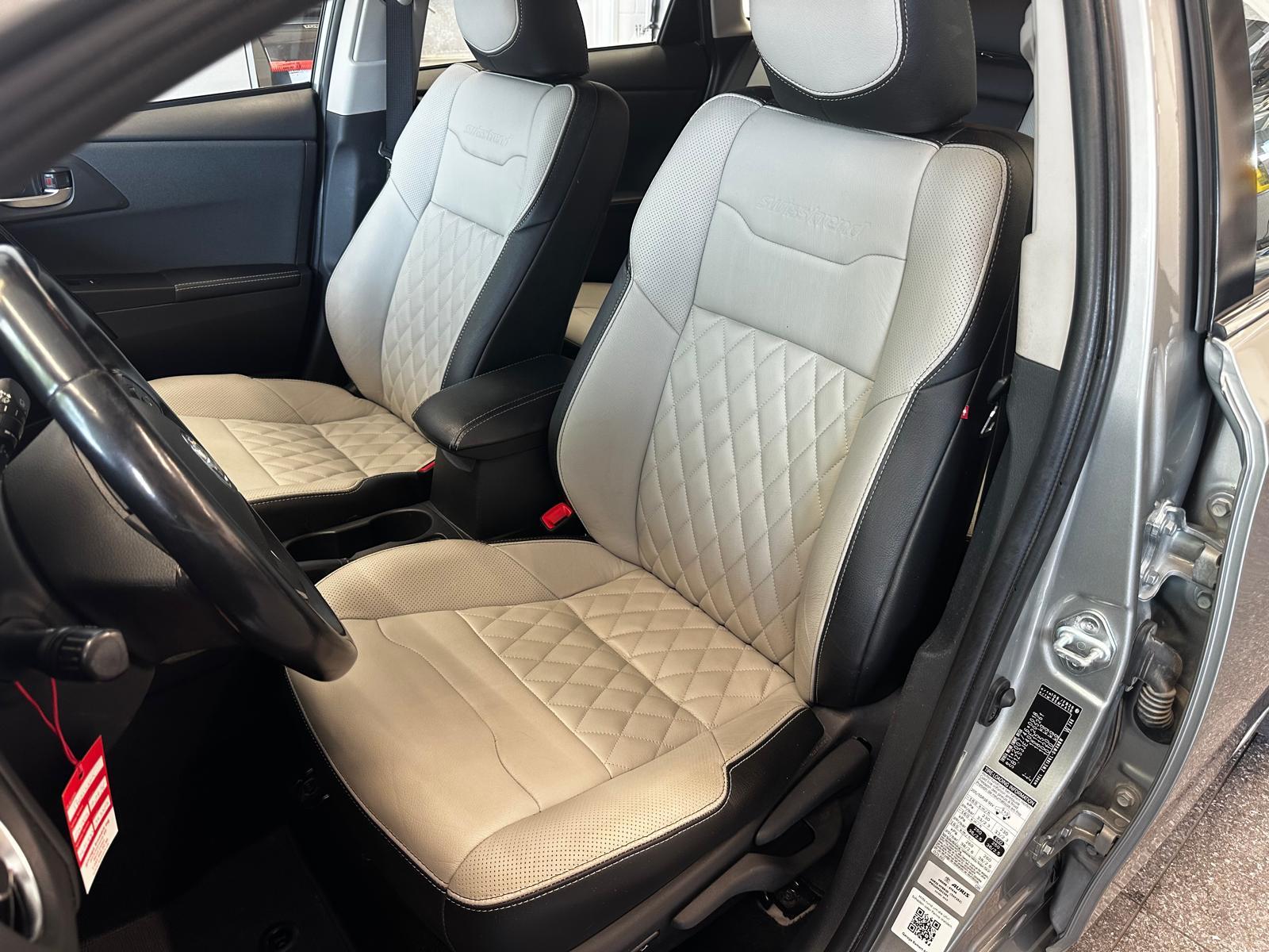 TOYOTA Auris Touring Sports 1.8 HSD Terra-image-9