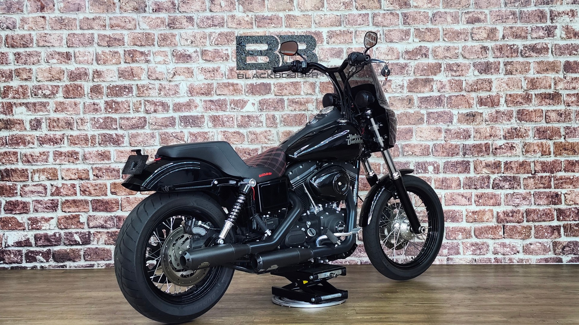 HARLEY-DAVIDSON FXDB Dyna Street Bob 103 ABS-showroom-element-2