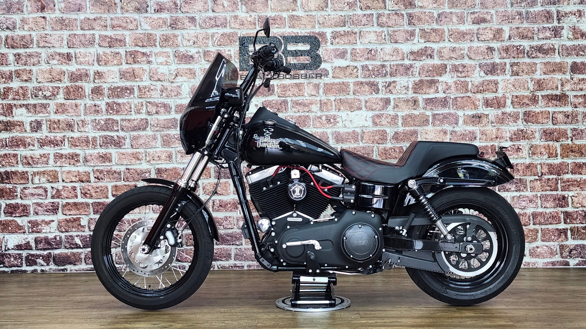 HARLEY-DAVIDSON FXDB Dyna Street Bob 103 ABS-image-4
