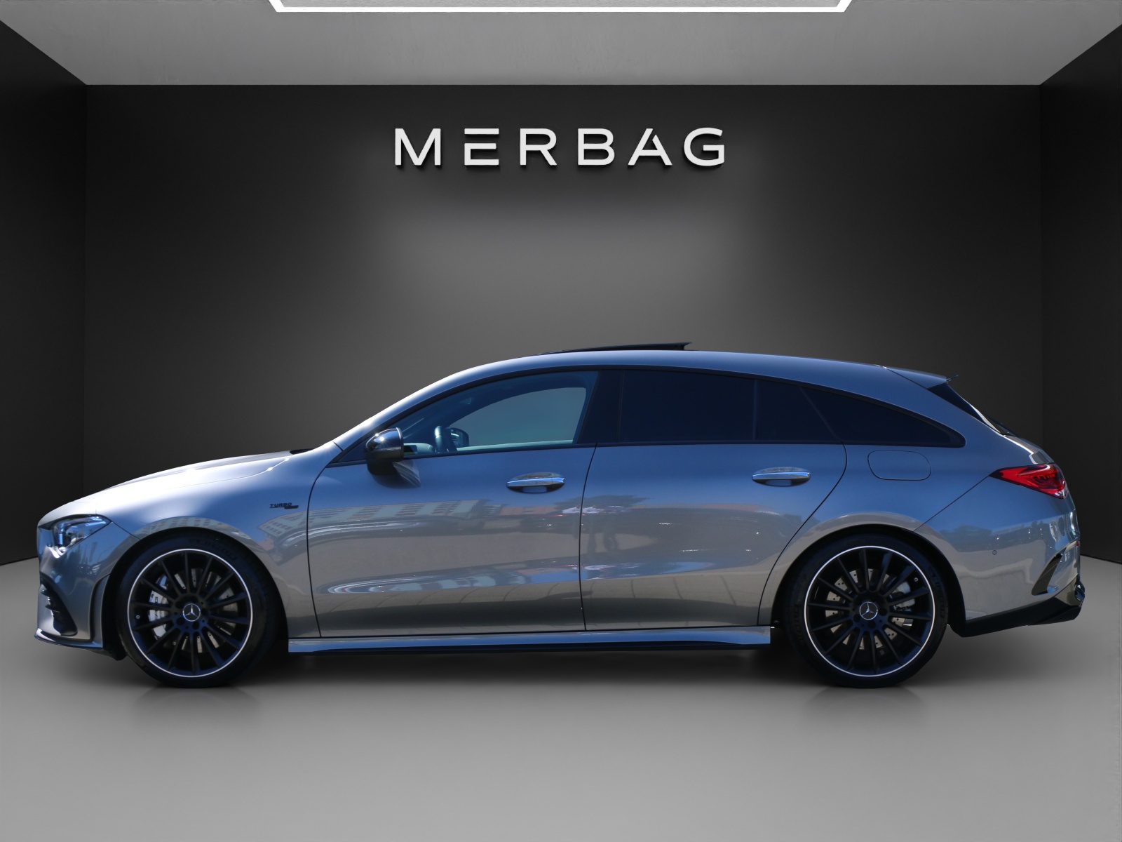 MERCEDES-BENZ CLA 35 AMG 4Matic Shooting Brake-image-1