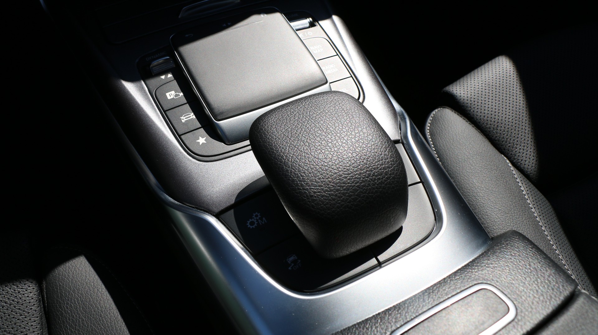 MERCEDES-BENZ CLA 35 AMG 4Matic Shooting Brake-image-14