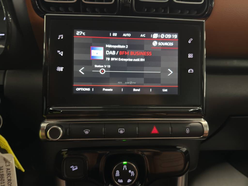CITROEN C3 Aircross 1.2i PureTech Shine-image-15