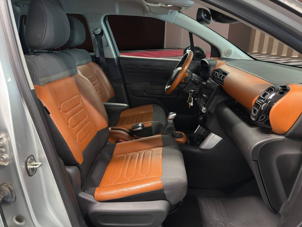 CITROEN C3 Aircross 1.2i PureTech Shine-image-6