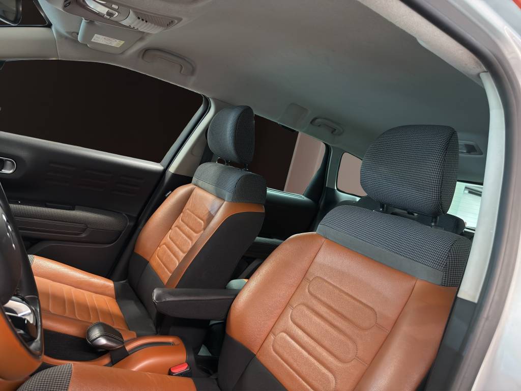 CITROEN C3 Aircross 1.2i PureTech Shine-image-13