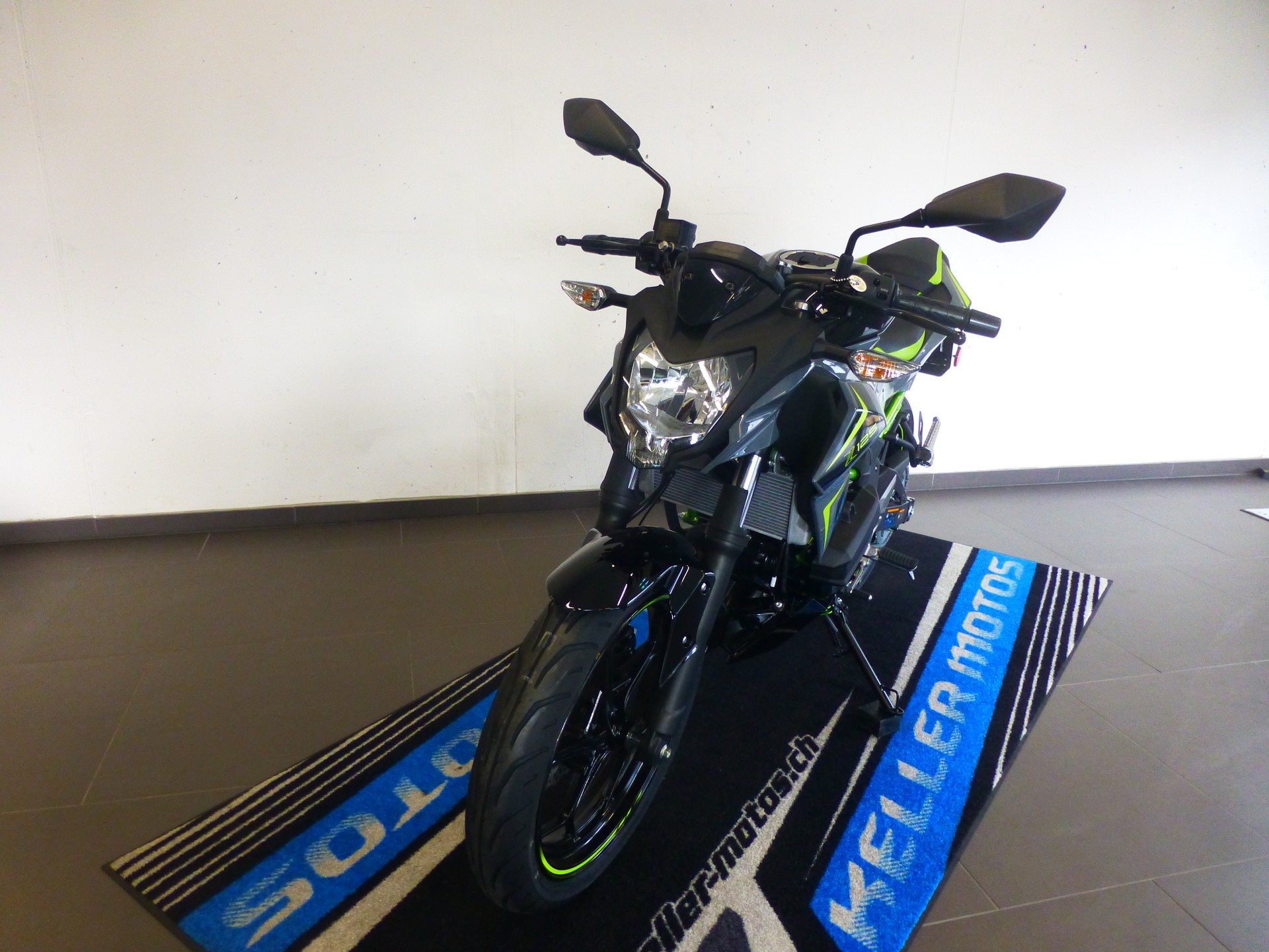 KAWASAKI Z 125-image-11