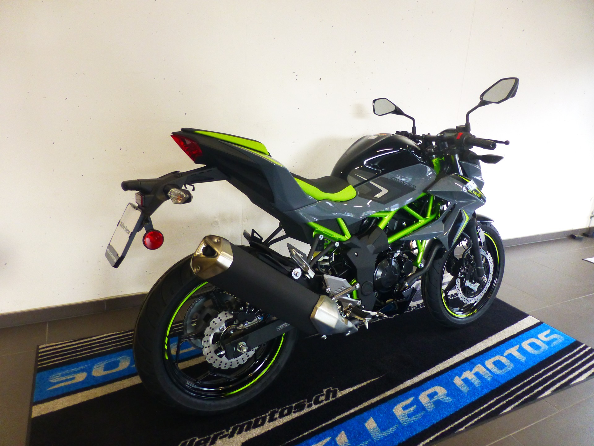 KAWASAKI Z 125-image-9