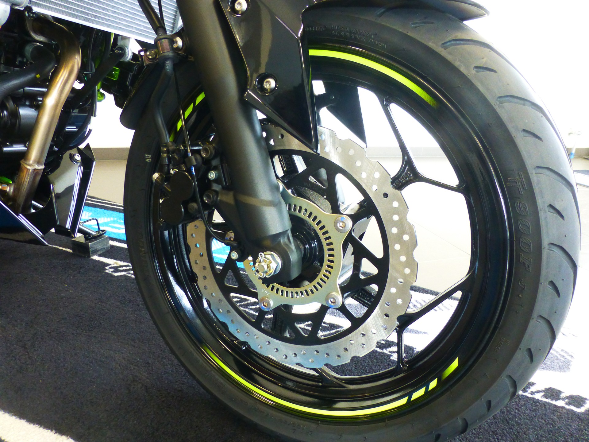 KAWASAKI Z 125-image-10