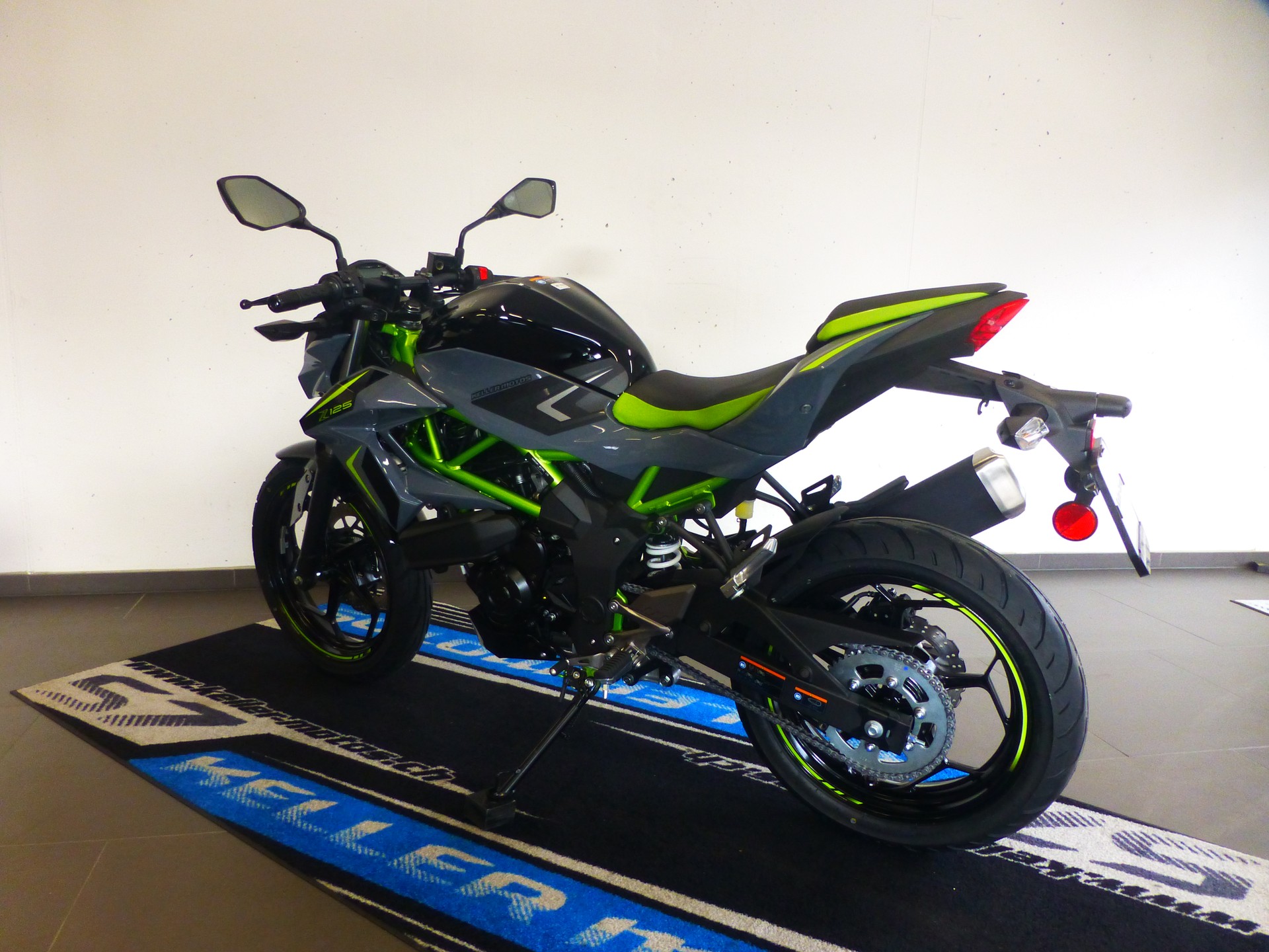 KAWASAKI Z 125-showroom-element-3