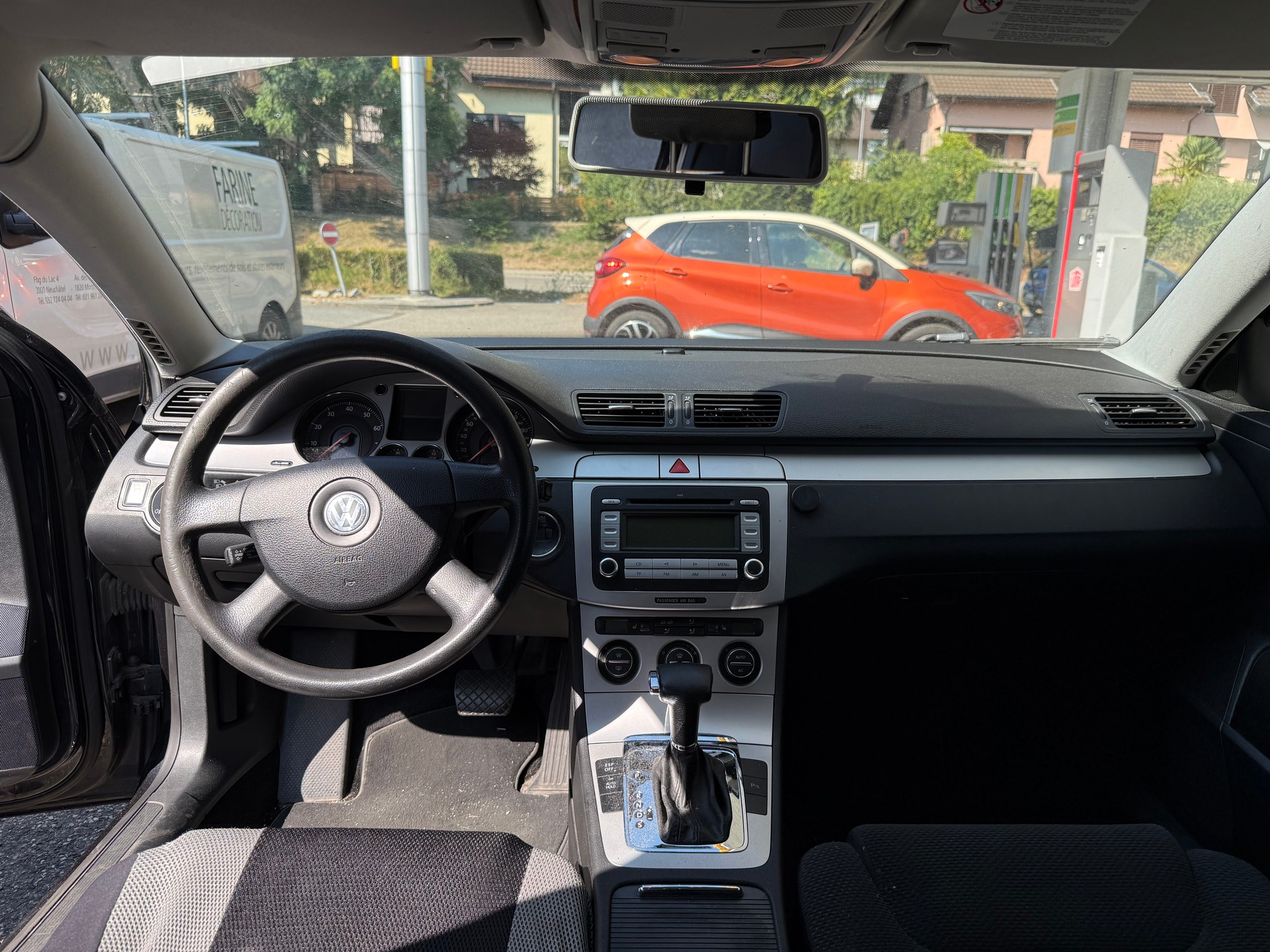 VW Passat Variant 1.8 TSI Trendline Tiptronic-image-10